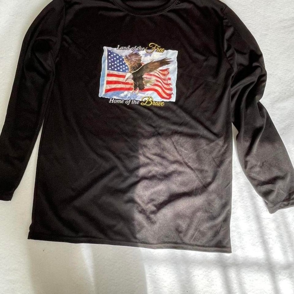 LARGE 
black long sleeve shirt with eagle and flag design